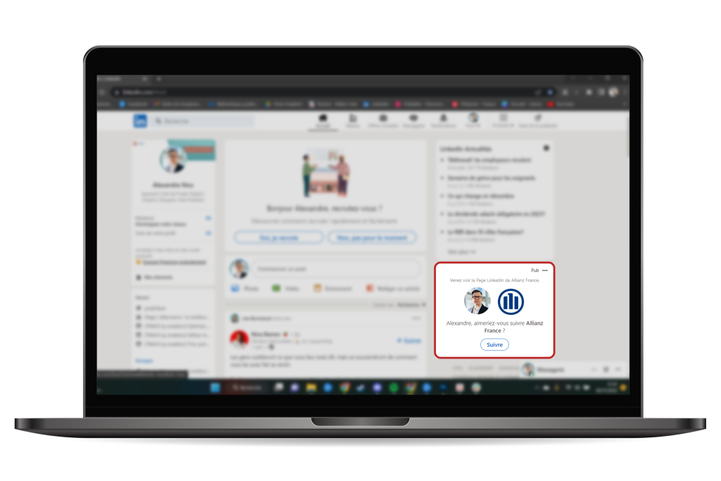 Capture d'écran d'un fil d'actualité LinkedIn sur ordinateur portable